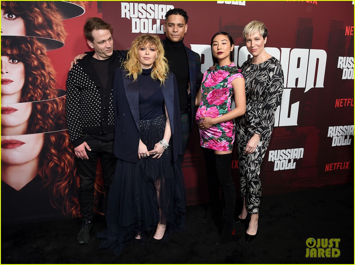 Photo: natasha lyonne amy poehler hit the red carpet at russian doll