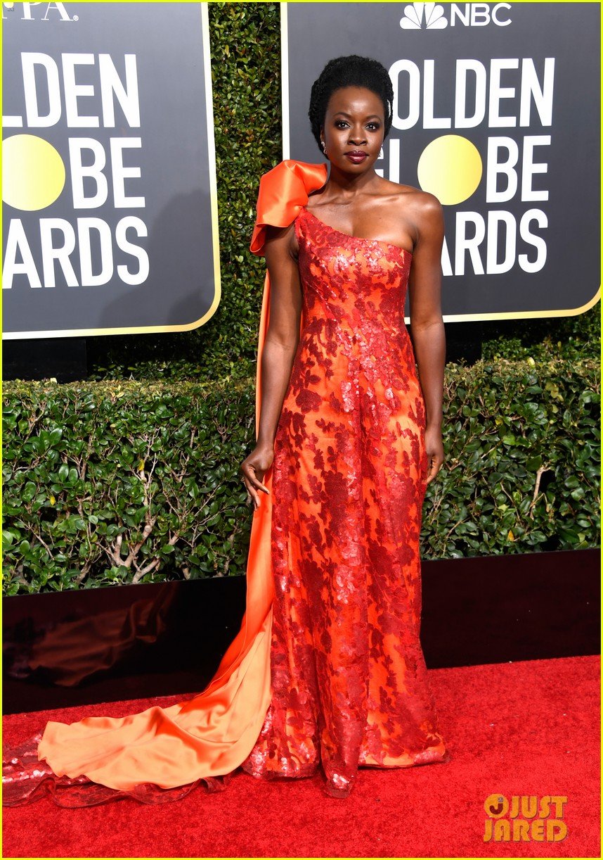 'Black Panther' Stars Do the 'Wakanda Forever' Salute at Golden Globes