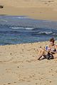dylan penn boyfriend share kiss on beach in hawaii 02