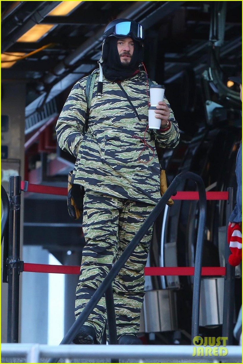 Photo: katy perry orlando bloom spend new years day in aspen 03 | Photo