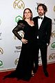emma stone amy adams go glam for producers guild awards 03