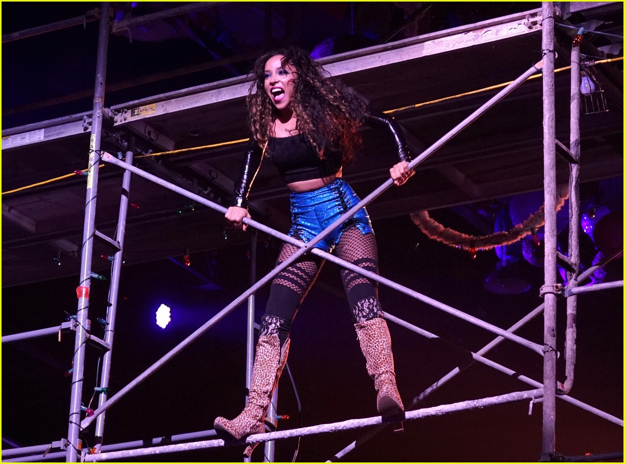 Rent Live's Tinashe Talks About Her 'Risque' Role as Mimi: Photo