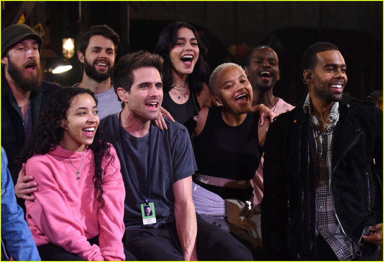 Photo tinashe as mimi in rent live 10 Photo 4217834 Just Jared