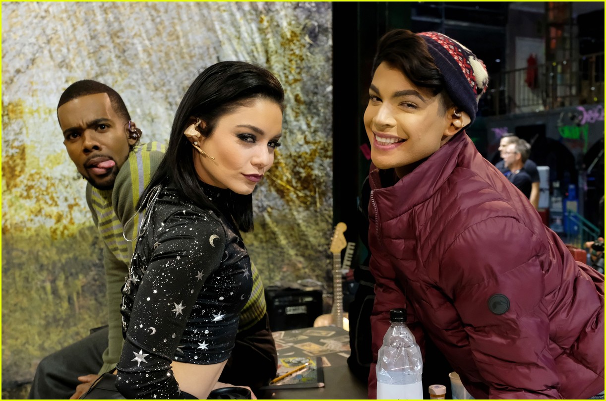 Photo vanessa hudgens as maureen in rent live 10 Photo 4217849