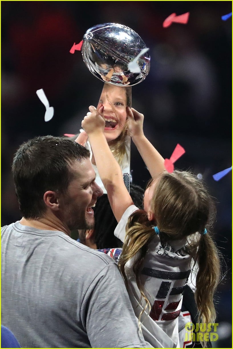 Tom Brady's Wife Gisele & 3 Kids Celebrate His Super Bowl Win! Photo