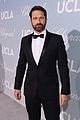 gerard butler courteney cox johnny mcdaid hollywood for science gala 2019 01