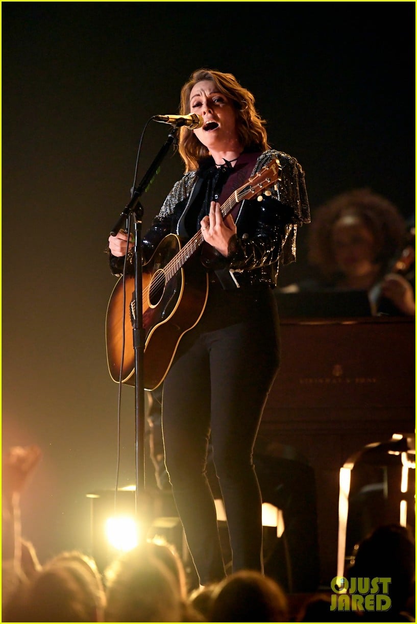 Brandi Carlile Gets Standing Ovation for 'The Joke' Grammys 2019