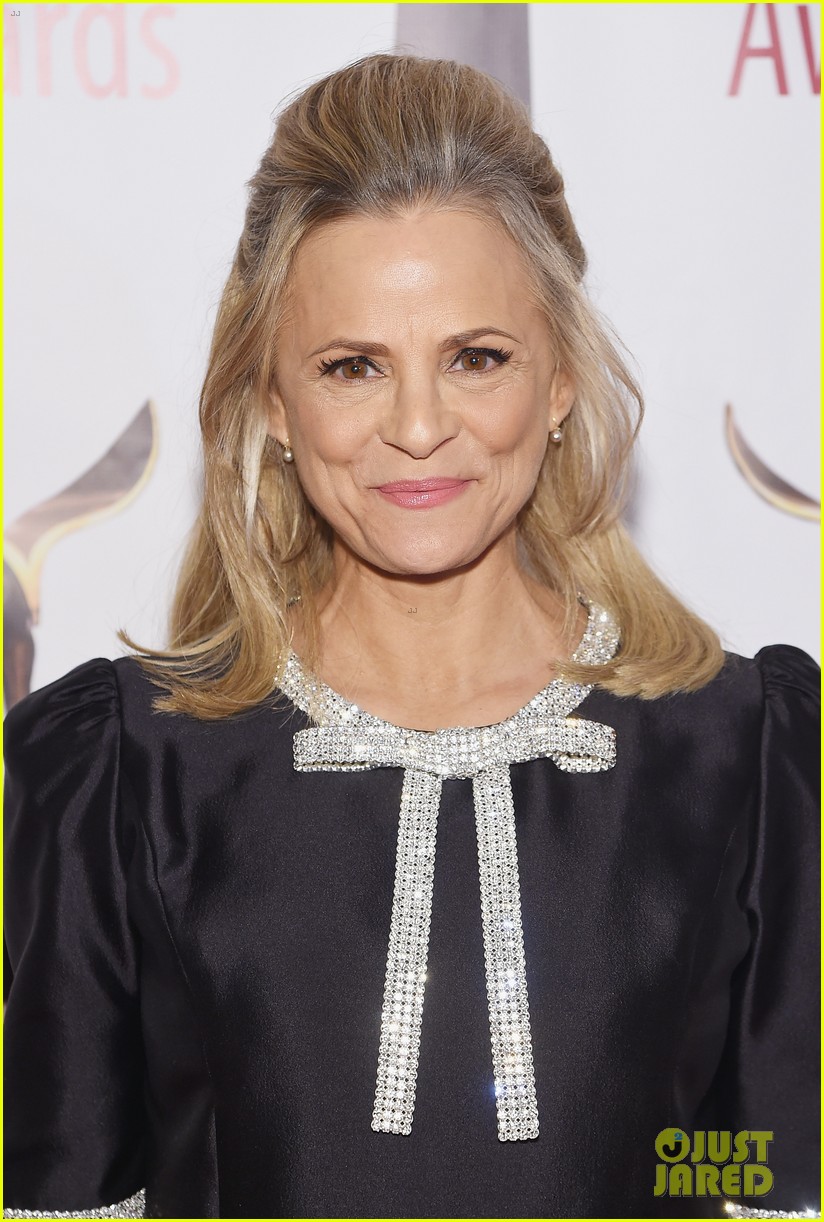 Photo: julianna marguiles ellie kemper writers guild awards nyc 05