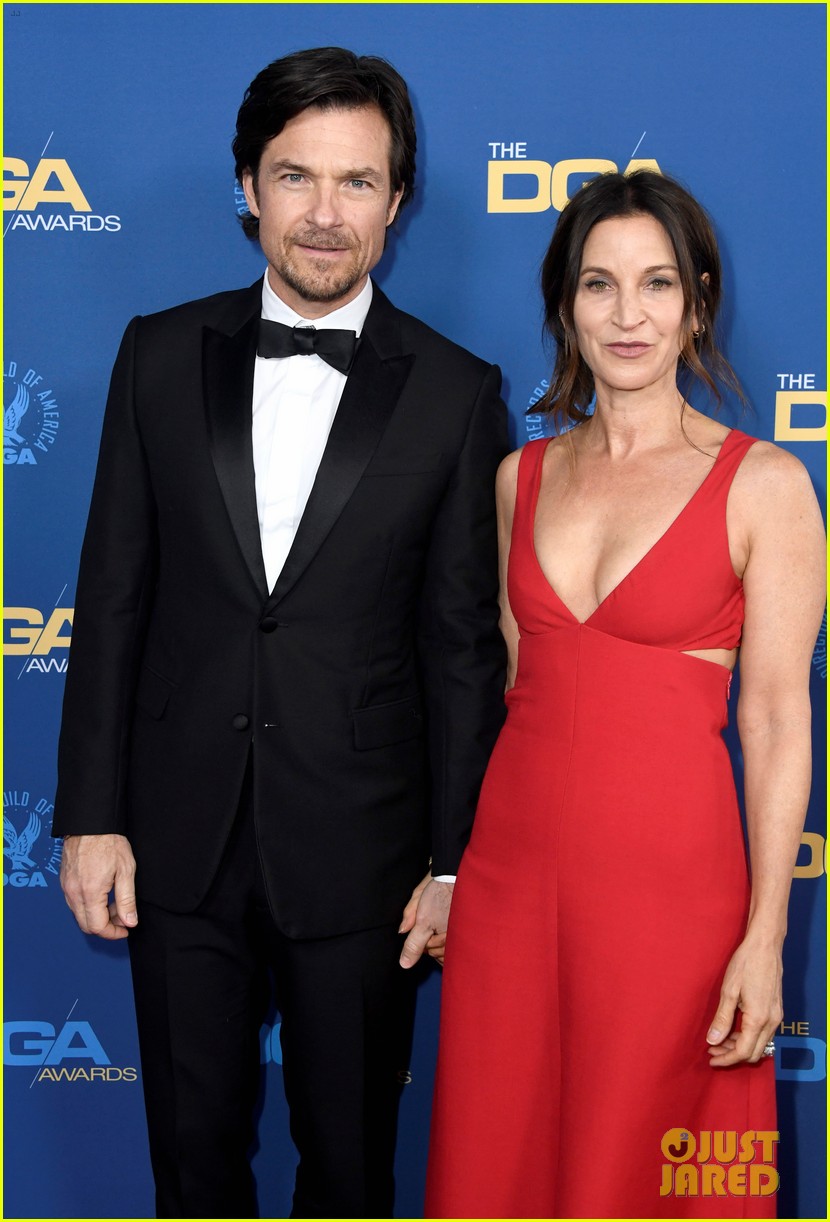 Photo: isla fisher sacha baron cohen jason bateman wife dga awards 02