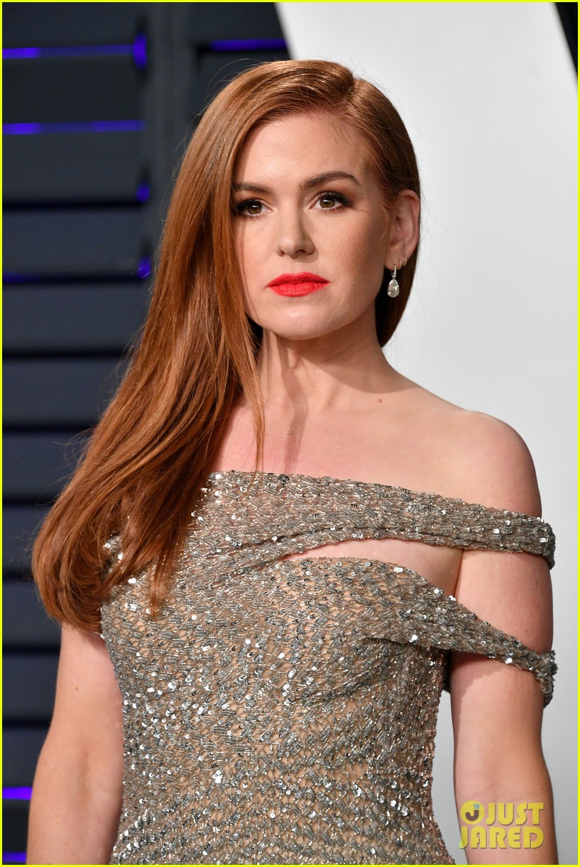 Photo: isla fisher and renee zellweger get glam for vanity fairs oscars