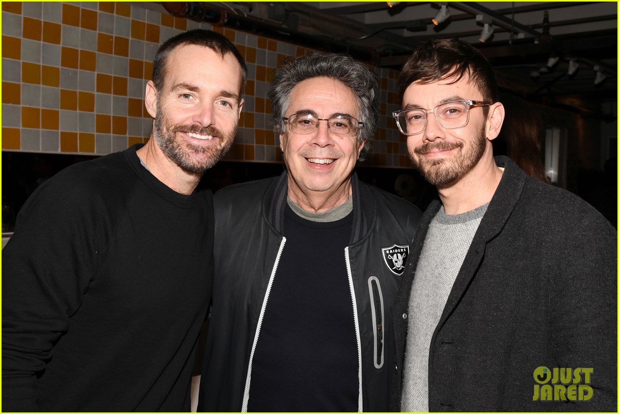 HAIM Supports ‘Pen15’ Cast at L.A. Screening - Watch Trailer!: Photo