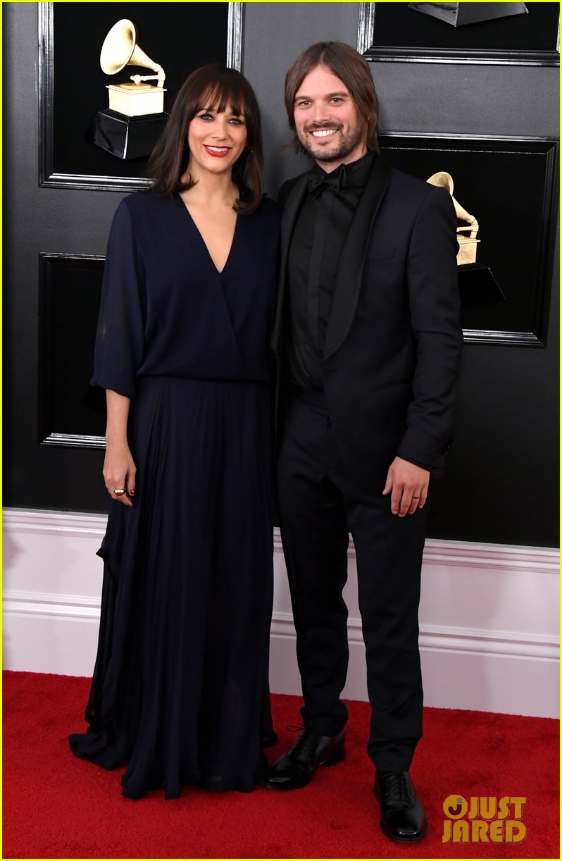 Rashida Jones Wins Best Music Film at Grammys 2019! Photo 4235719 Grammys, Rashida Jones