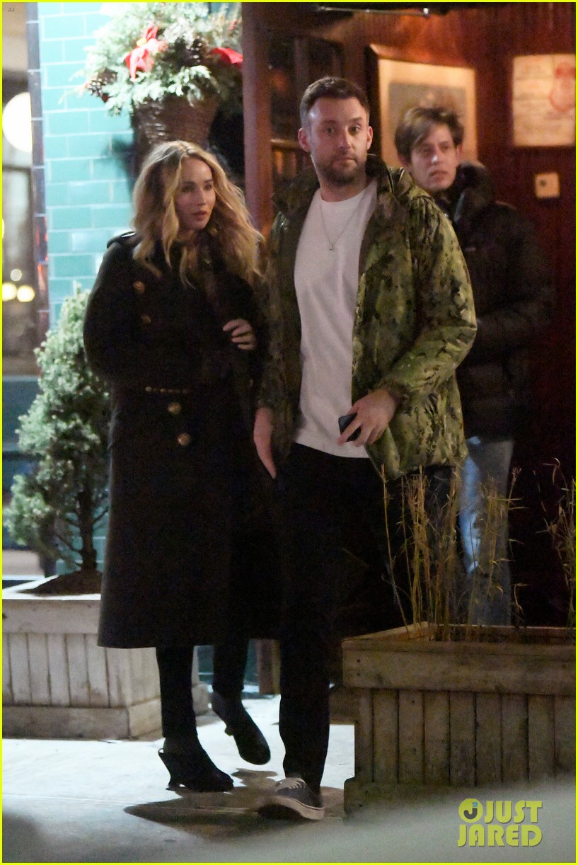 Jennifer Lawrence & Boyfriend Cooke Maroney Step Out for Dinner in NYC