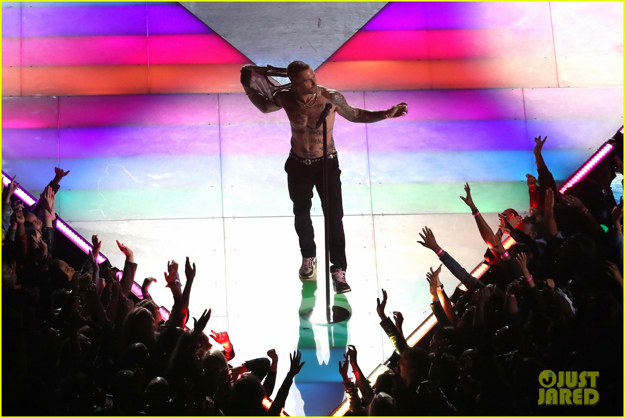 Adam Levine's Hottest Shirtless Photos from Super Bowl 2019! Photo