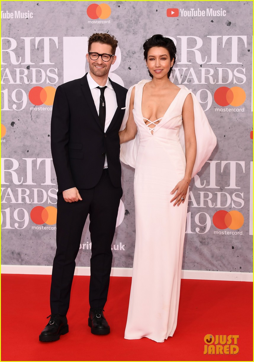 Matthew Morrison Suits Up for BRIT Awards with Wife Renee!: Photo