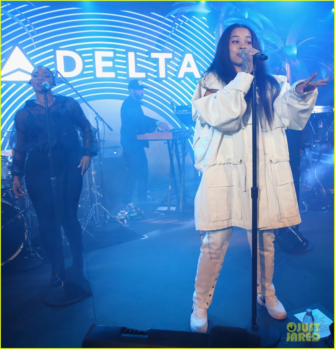 Photo: meghan trainor ashlee simpson delta grammys party 16 | Photo