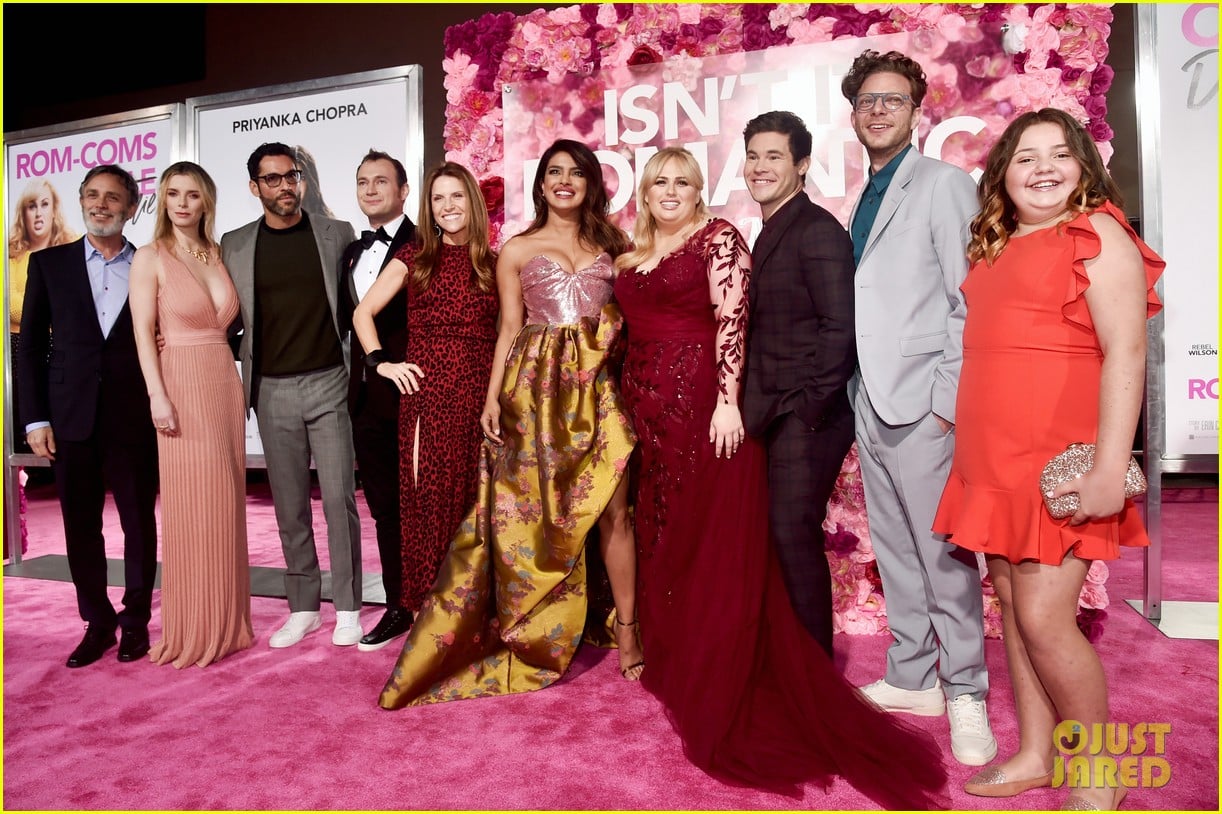 Photo: rebel wilson joins isnt it romantic cast at premiere 03 | Photo