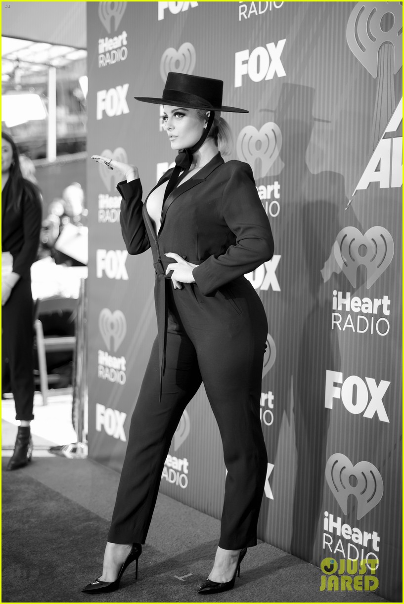 Bebe Rexha Strikes A Pose At Iheartradio Music Awards 19 Photo 19 Iheartradio Music Awards Bebe Rexha Pictures Just Jared