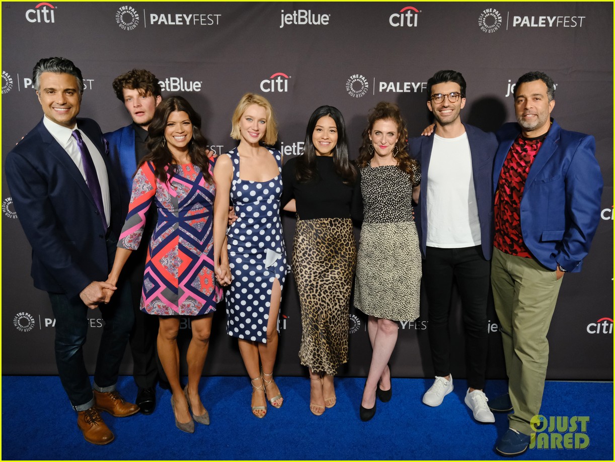 Gina Rodriguez & Justin Baldoni Promote 'Jane the Virgin' Final Season
