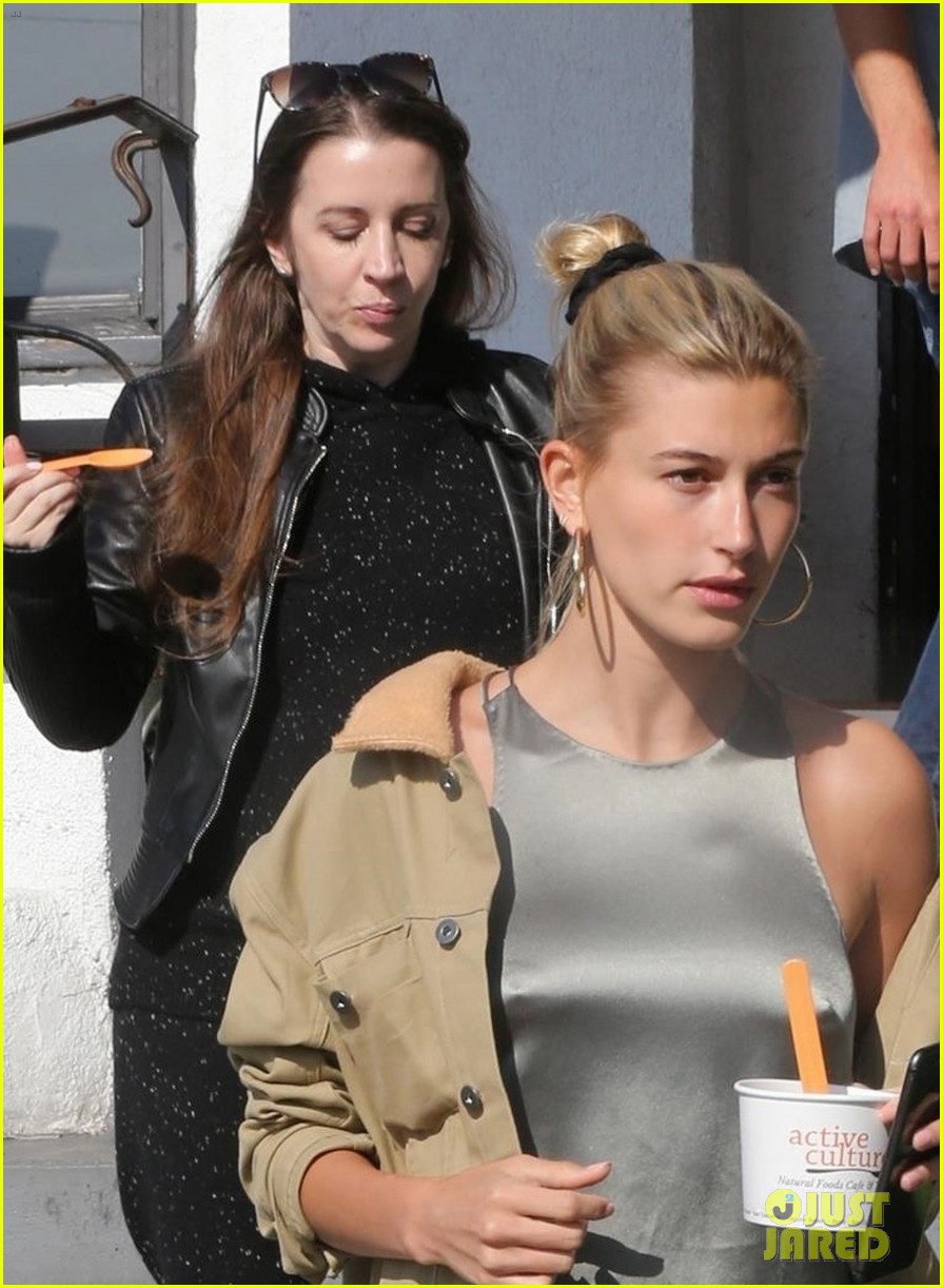 Photo: hailey bieber grabs froyo with justins mom pattie 03 | Photo