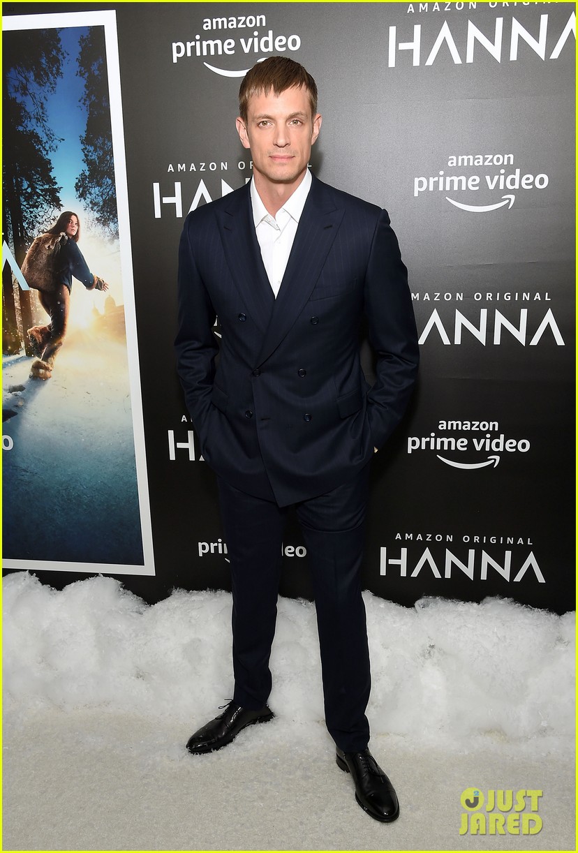 Mireille Enos & Joel Kinnaman Launch 'Hanna' Series in NYC!: Photo