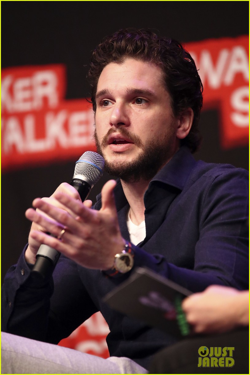 Kit Harington Attends Fan Convention in Berlin! Photo 4261798 Kit