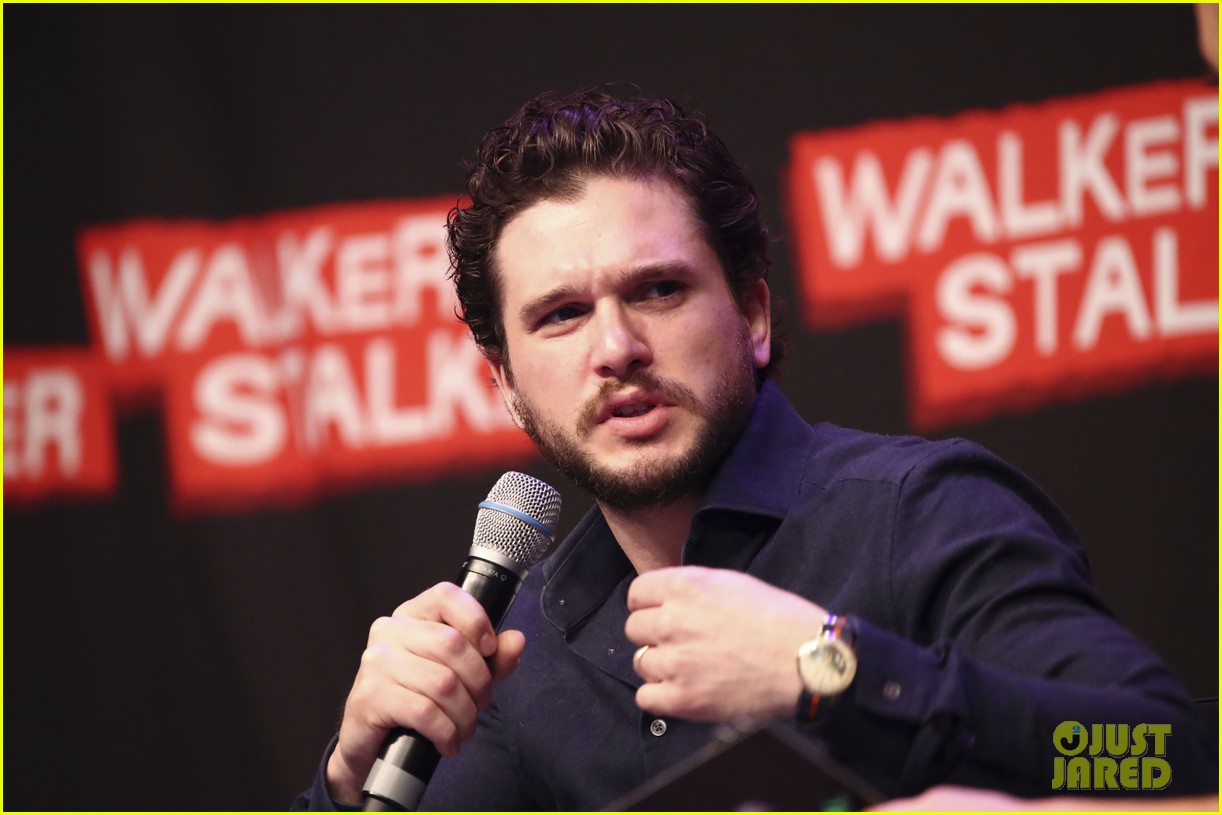 Kit Harington Attends Fan Convention in Berlin! Photo 4261803 Kit