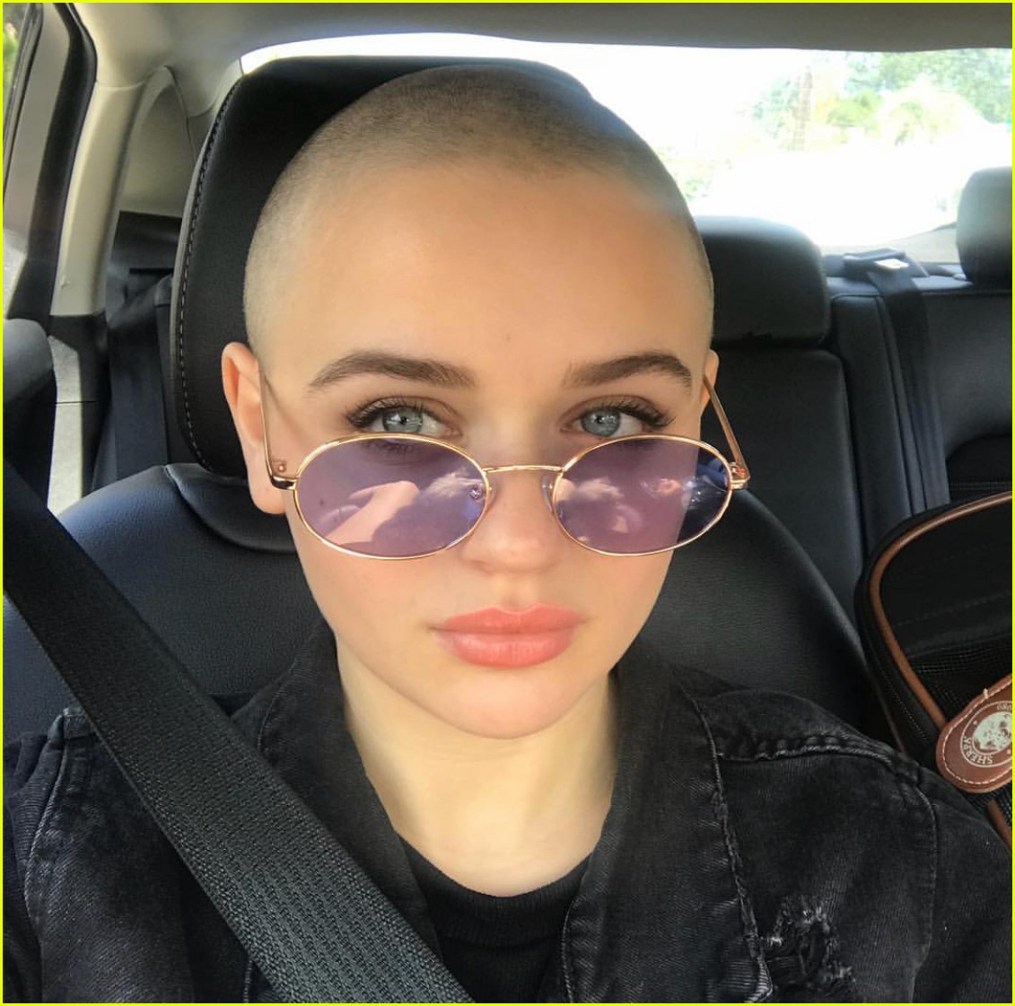 Joey King Really Shaved Her Head for 'The Act' & This Wasn't the First(01)