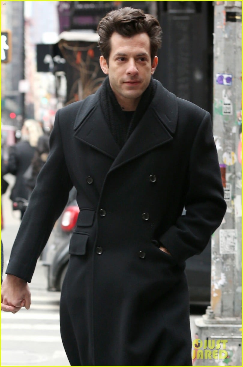 Mark Ronson Couples Up With Girlfriend Rebecca Schwartz: Photo 4251804 ...