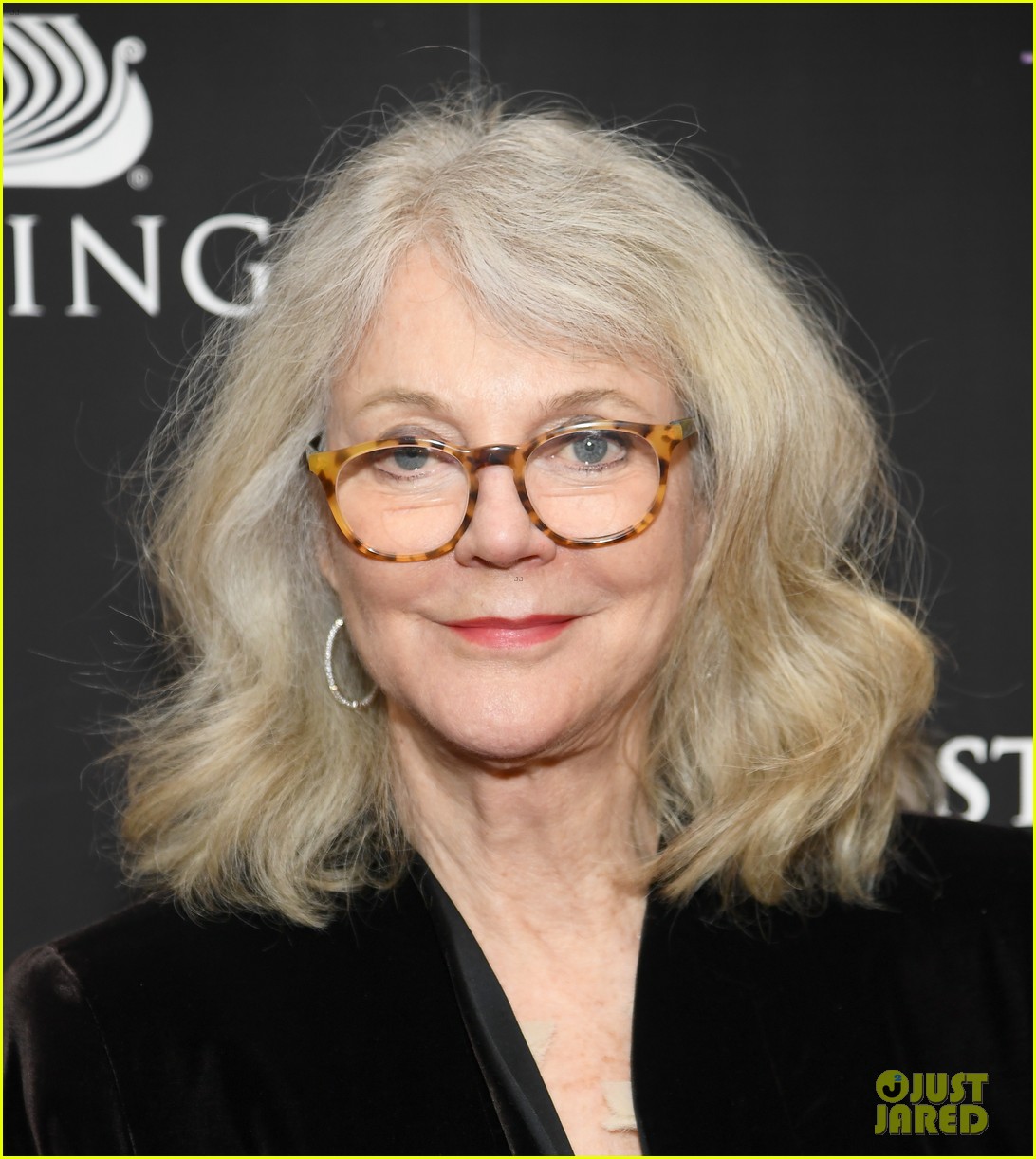 Haley Lu Richardson, Elizabeth McGovern, & Blythe Danner Premiere 'The