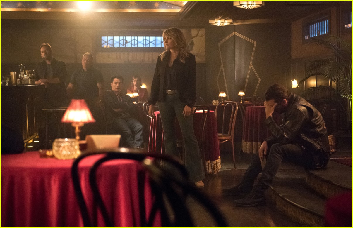 'Riverdale' Writers Pay Tribute to Luke Perry After His Death Photo