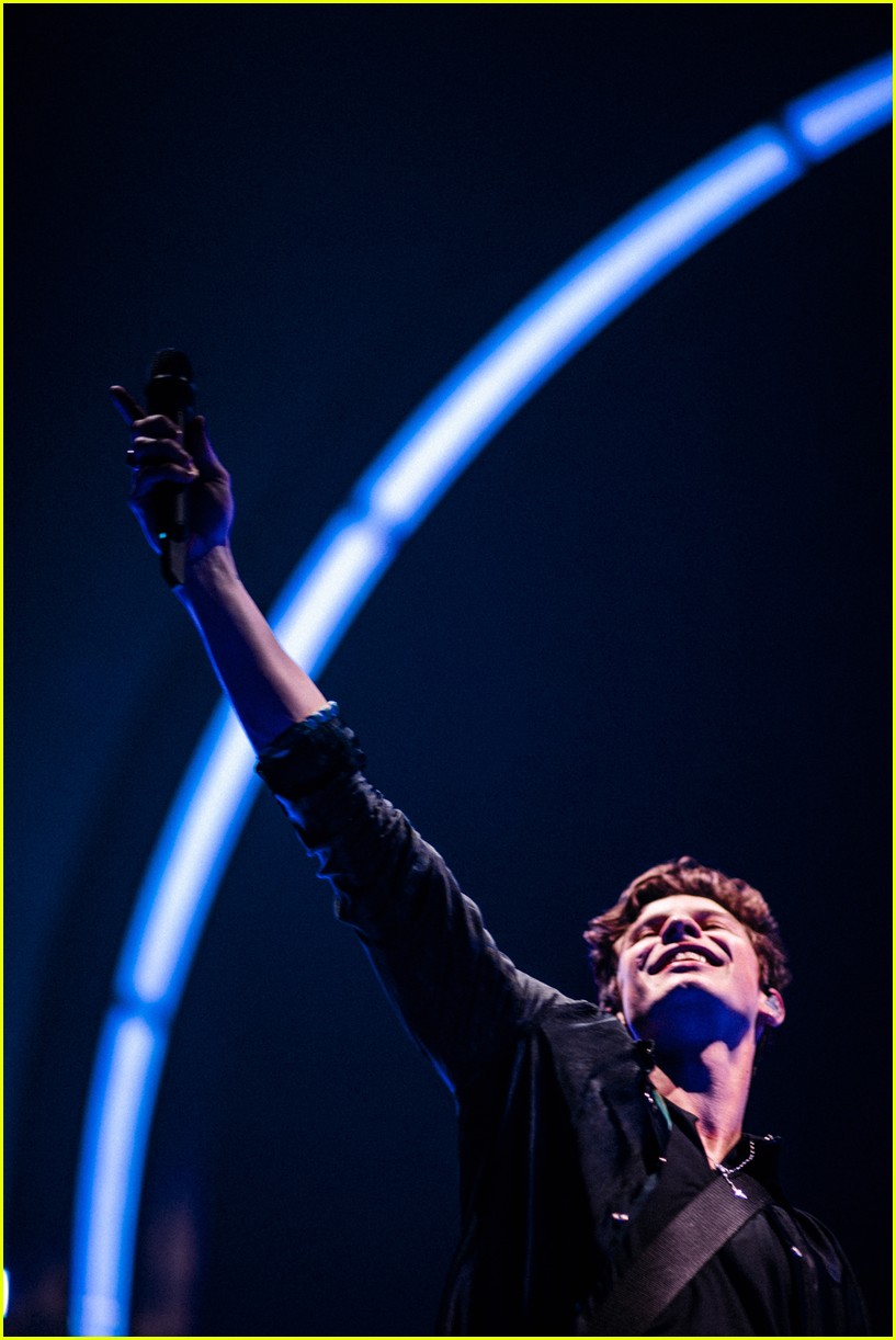 Photo shawn mendes world tour 03 Photo 4255175 Just Jared