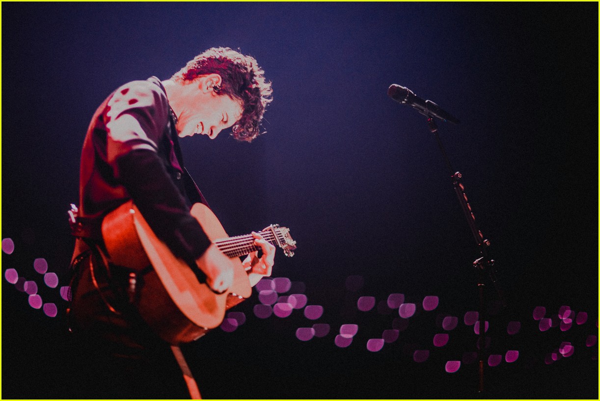 Photo shawn mendes world tour 14 Photo 4255186 Just Jared