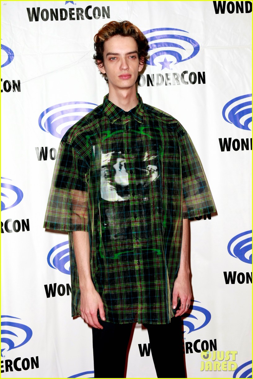 &lsquo;Dark Phoenix&rsquo; Cast Makes Stylish WonderCon 2019 Appearance: Photo