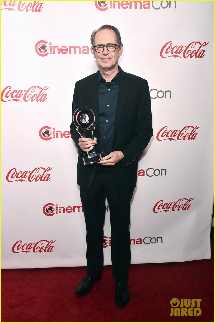 Henry Golding, Octavia Spencer, Kevin Hart & More Win at CinemaCon