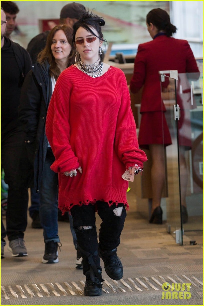 Billie Eilish Jets Out of Australia After Performing at Grooving in the