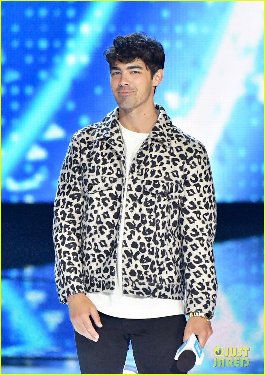 Joe Jonas Hits the Stage at WE Day California 2019 Photo 4277779 Joe