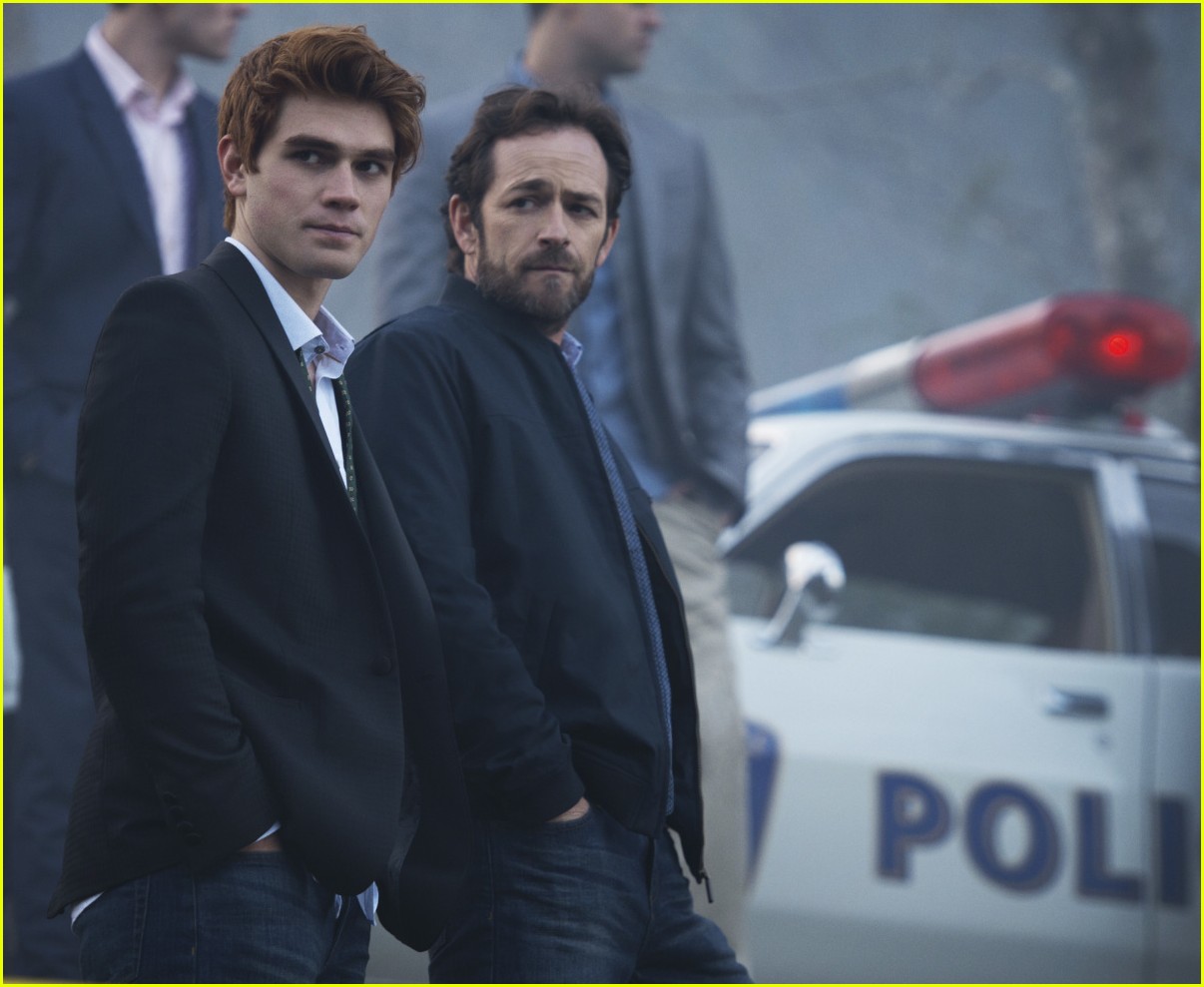 KJ Apa Reveals How 'Riverdale' Might Approach Luke Perry's Death on the