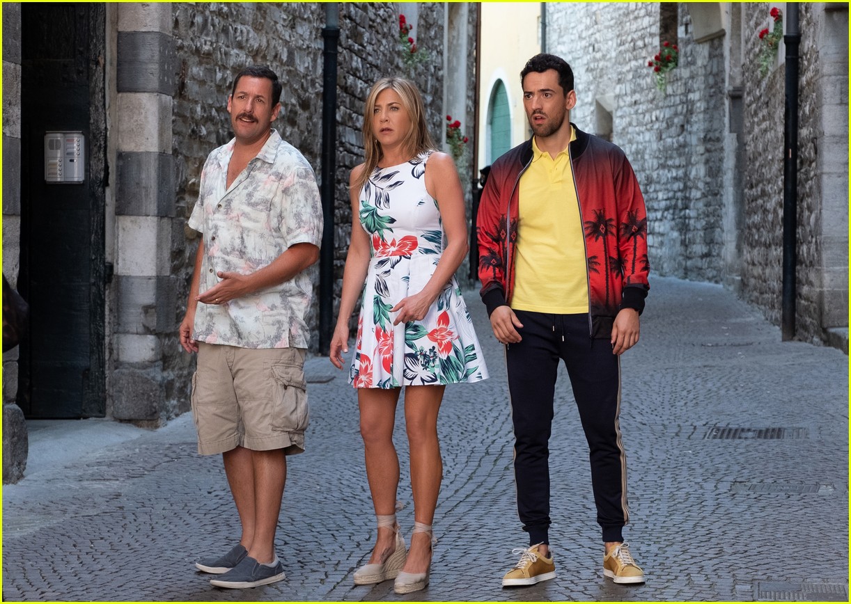 Jennifer Aniston & Adam Sandler's 'Murder Mystery' Trailer Watch Now