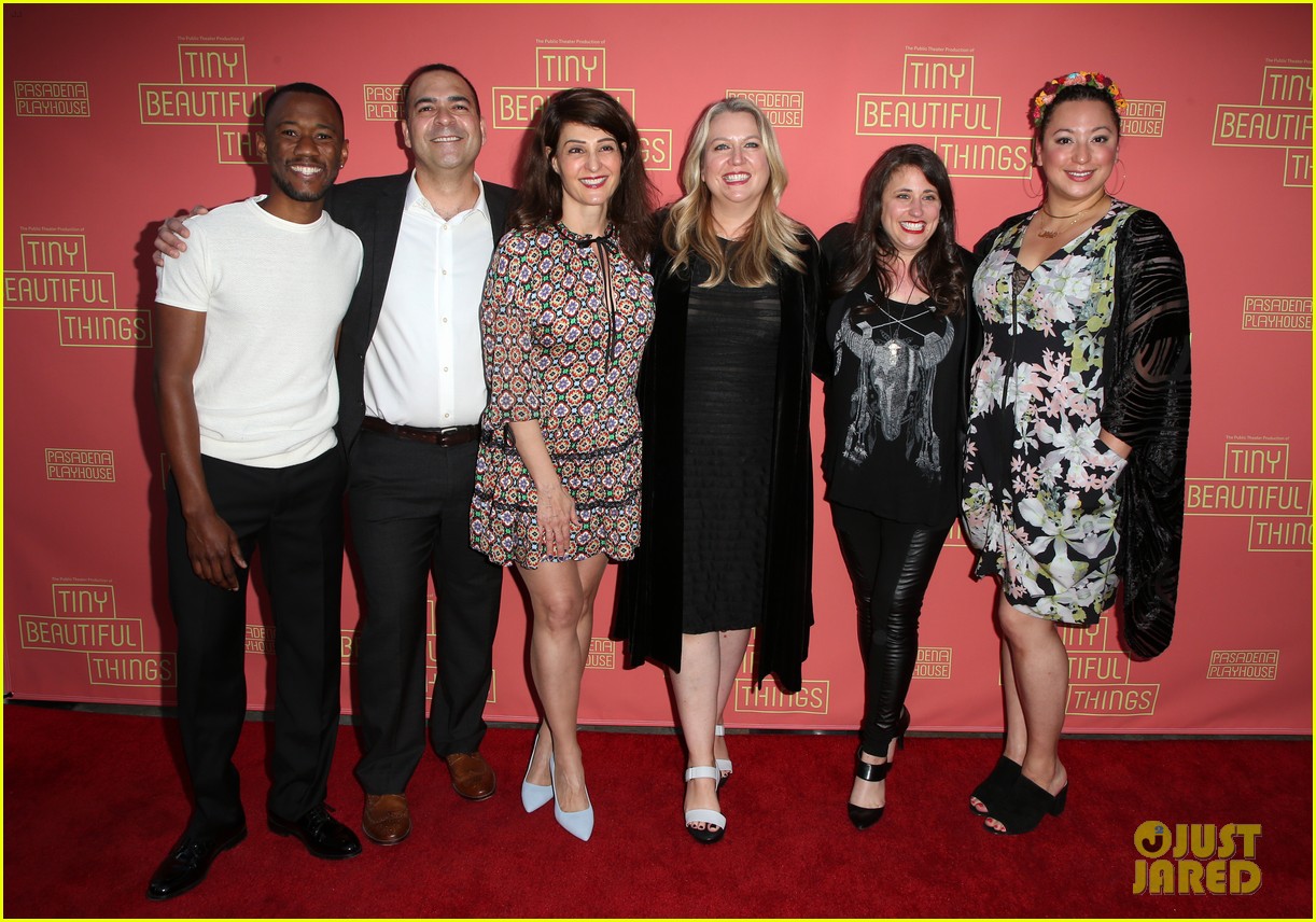 Busy Philipps, Nicole Richie & More Support Nia Vardalos at 'Tiny