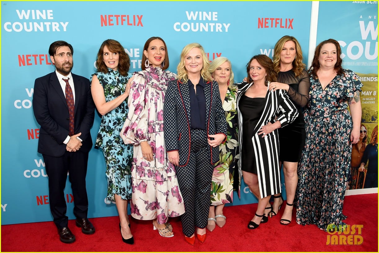 Amy Poehler, Maya Rudolph, & Tina Fey Step Out for 'Wine Country