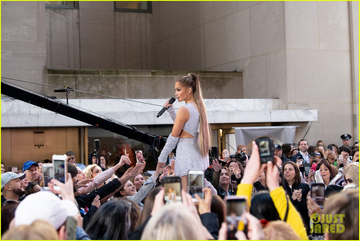 Jennifer Lopez Wows with Her ‘Today Show’ Performances! (Video): Photo