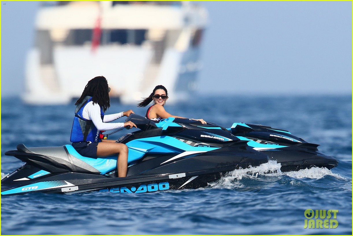 Photo kendall jenner in a bikini yacht in france 34 Photo 4298570 Just Jared Entertainment