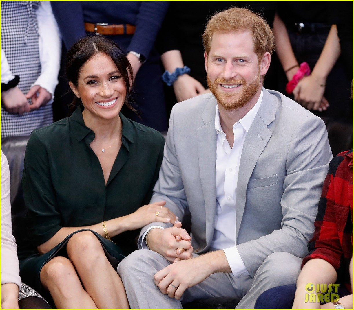 Meghan Markle Gives Birth to Royal Baby Boy with Prince Harry! Photo