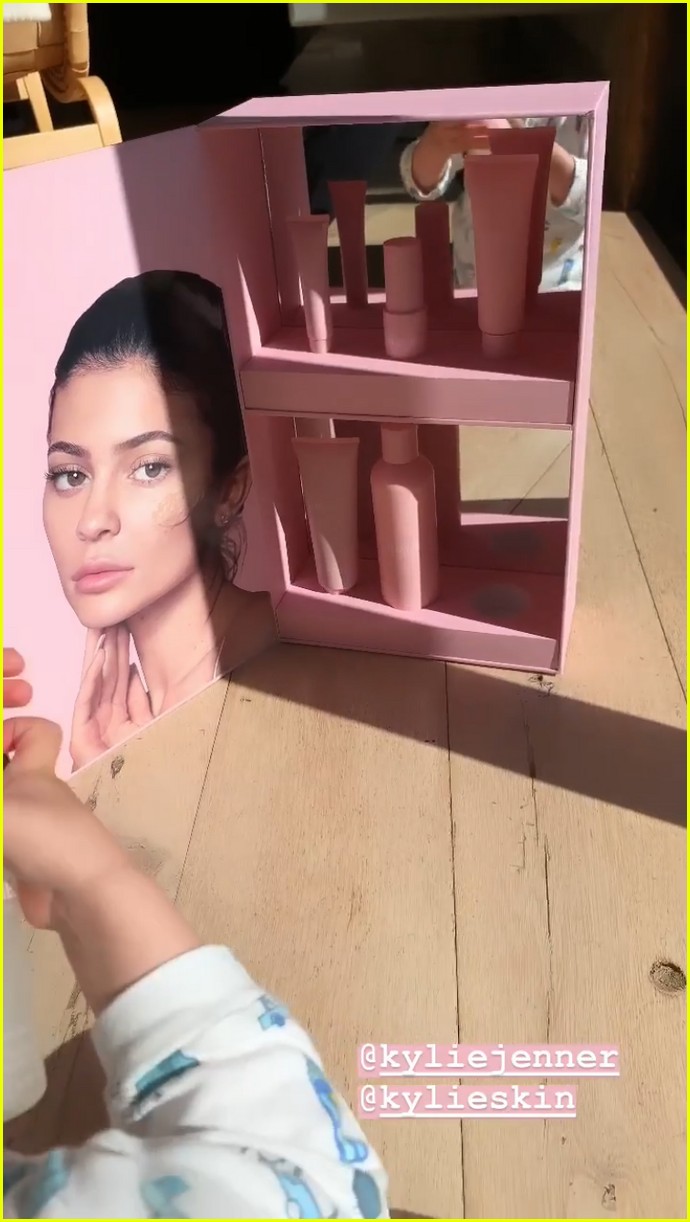 Rosie HuntingtonWhiteley Gives Rare Glimpse at Son Jack, Who Is a