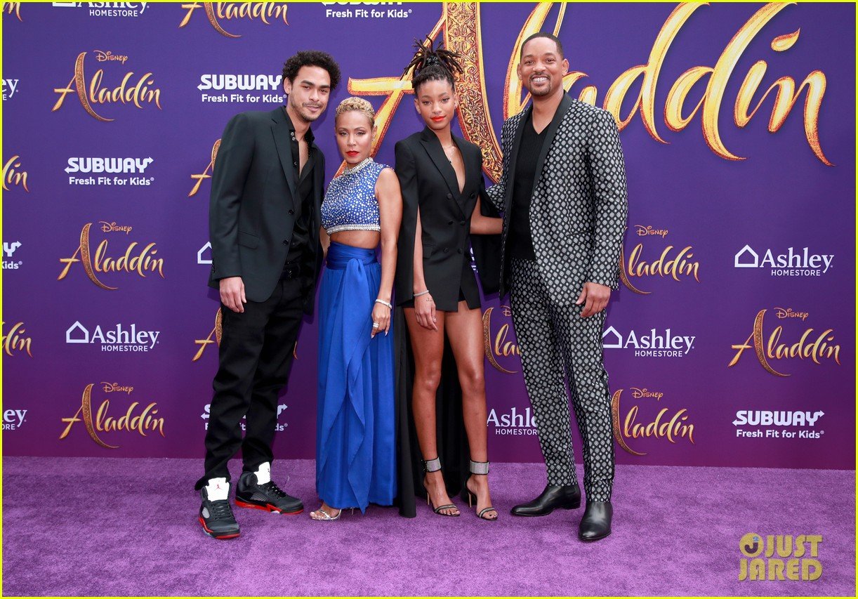 Jada Pinkett Smith Dresses as the Genie for Will Smith's 'Aladdin