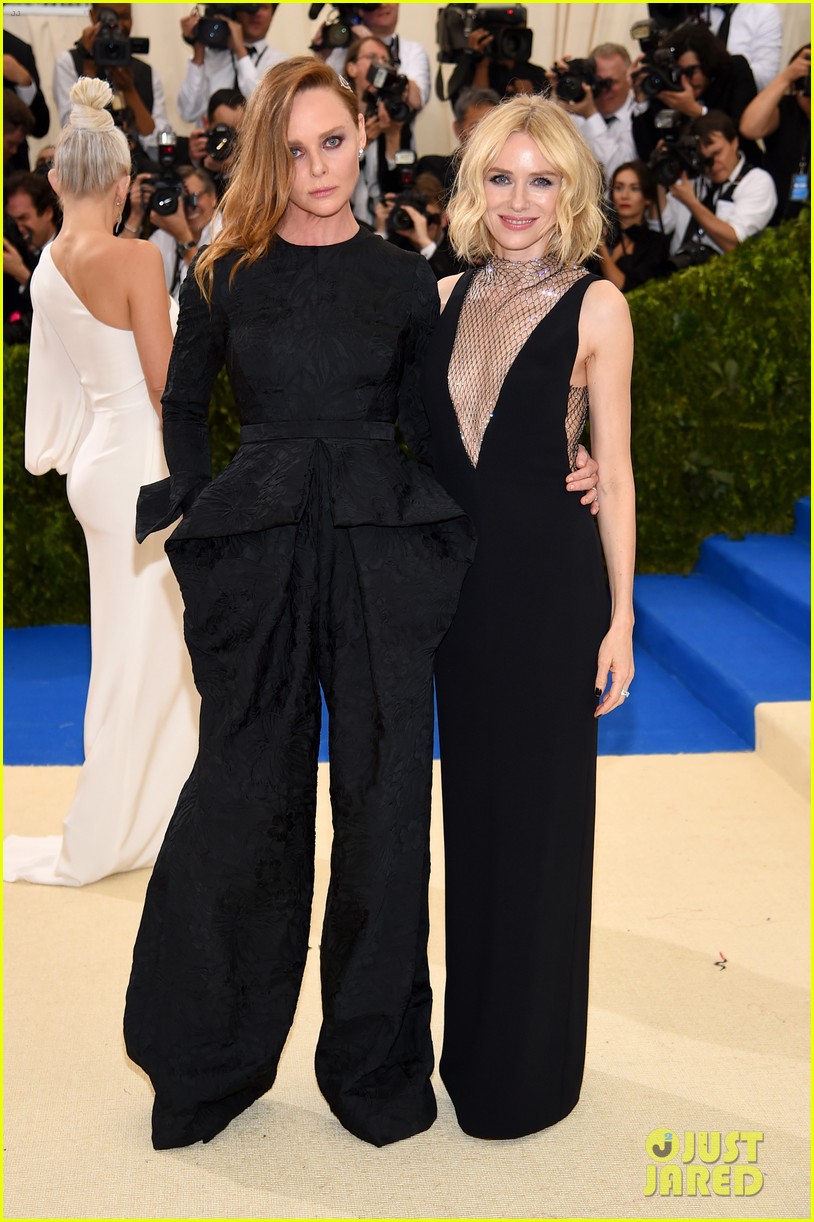 Naomi Watts Reveals She Wasn't Invited to Met Gala 2019 Photo 4286378