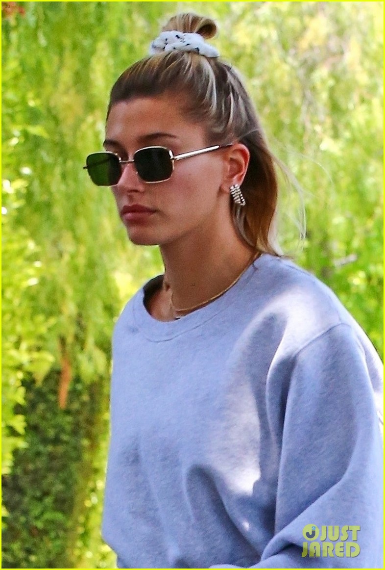 Photo: hailey bieber goes for coffee run with a friend 02 | Photo