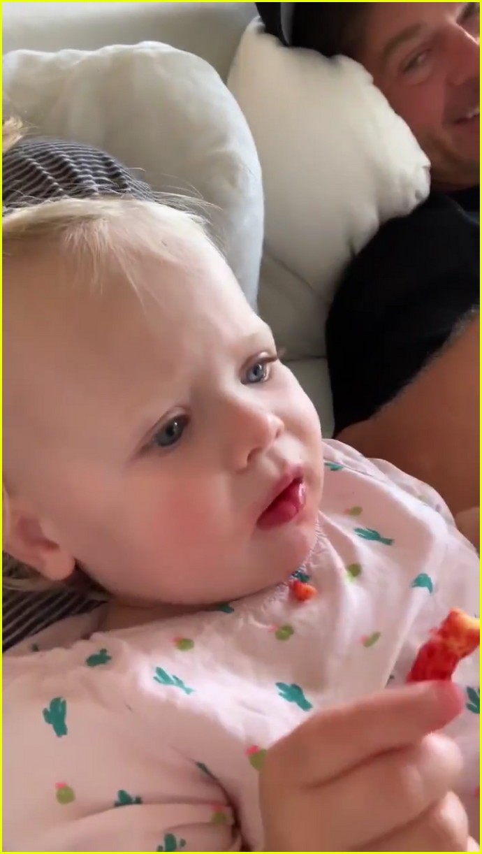 April Love Geary Defends Feeding 16MonthOld Daughter Flamin' Hot