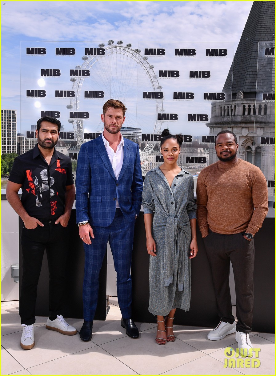 Chris Hemsworth & Tessa Thompson Team Up for 'Men in Black
